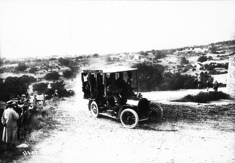 Carte postale ancienne Autotransport du midi au Mt Ventoux