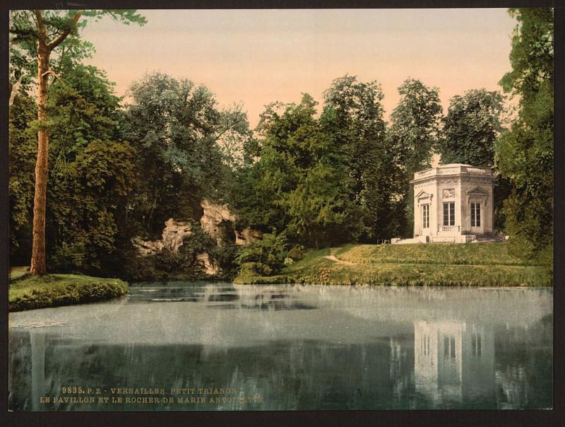 Carte postale ancienne Petit Trianon, the Pavillion and the Rock of Marie Antoinette, Versailles, France-LCCN2001698738