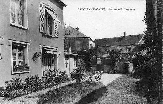 Carte postale ancienne Saint-Symphorien - Paradon 1