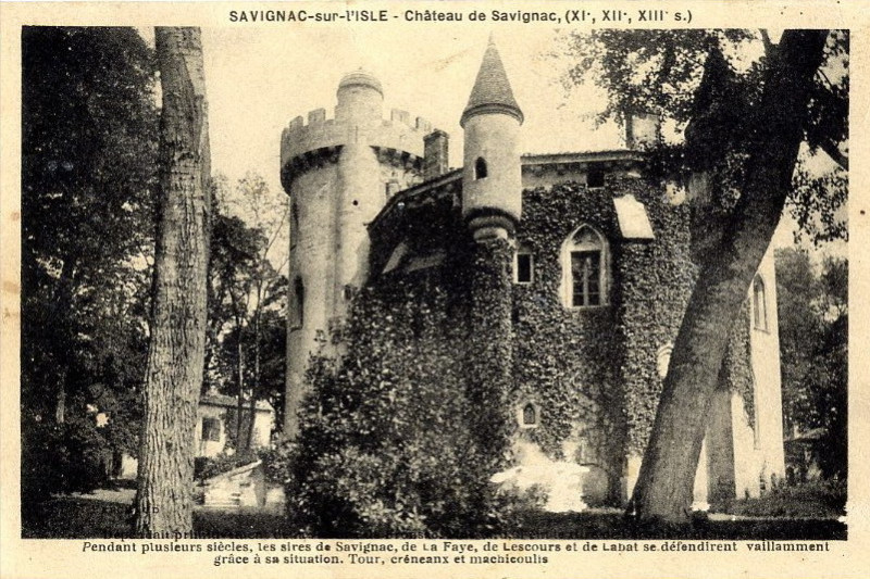 Carte postale ancienne Savignac-de-l'Isle - château 5