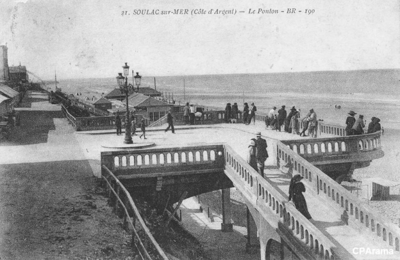 Carte postale ancienne Soulac - Le ponton