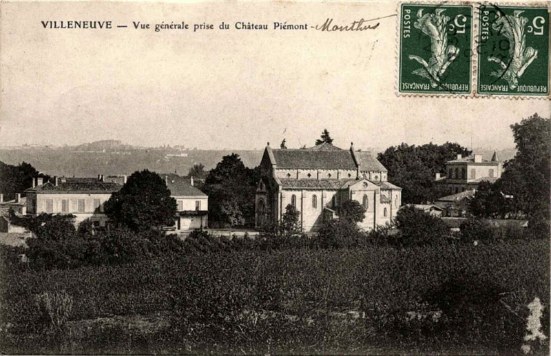 Carte postale ancienne Villeneuve-de-Blaye - château Piémont 1b
