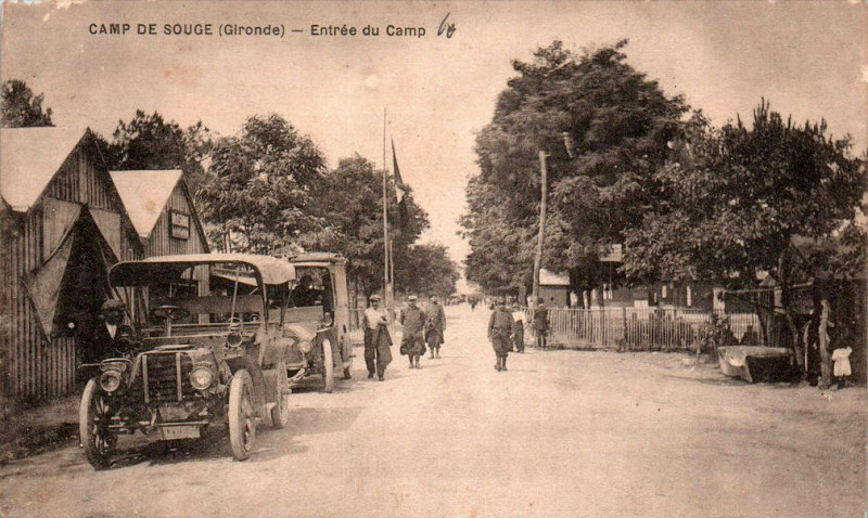 Carte postale ancienne Camp de Souge - Entrée 4