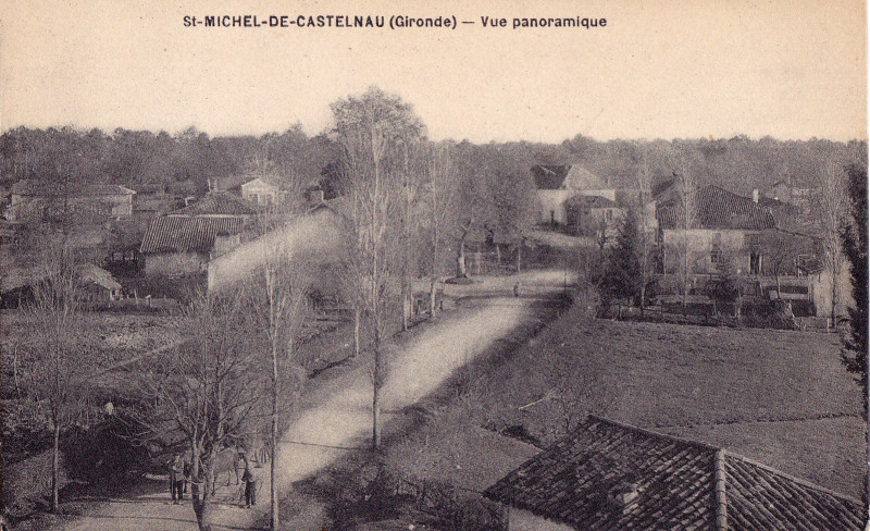 Carte postale ancienne Saint-Michel-de-Castelnau - vue générale 1