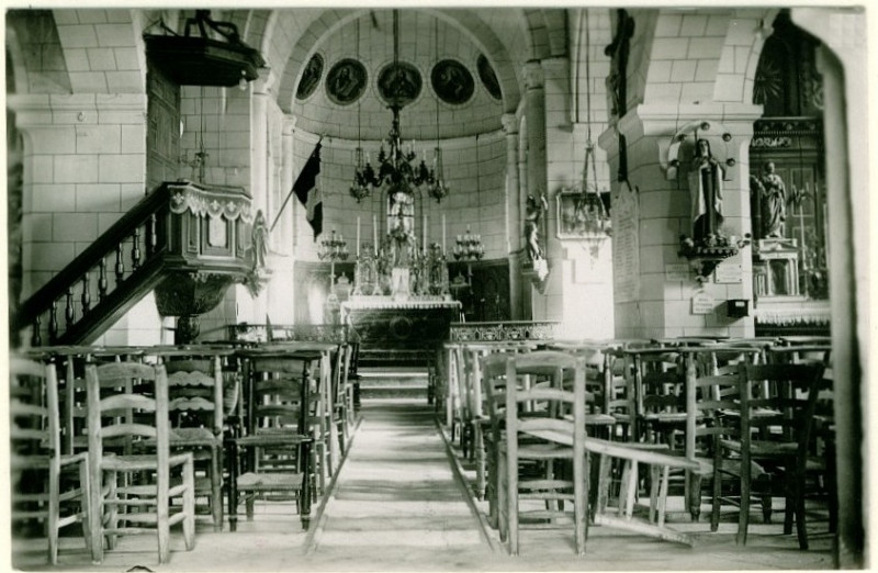 Carte postale ancienne Saint-Morilon Eglise 4