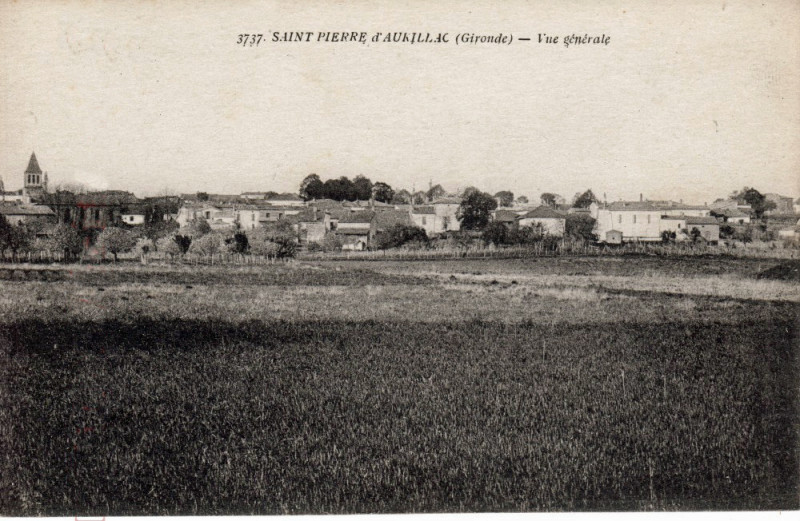 Carte postale ancienne Saint-Pierre-d'Aurillac - Vue générale 2