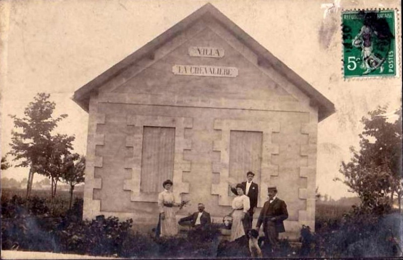 Carte postale ancienne Saint-Sulpice-et-Cameyrac Beychac villa-la-chevaliere