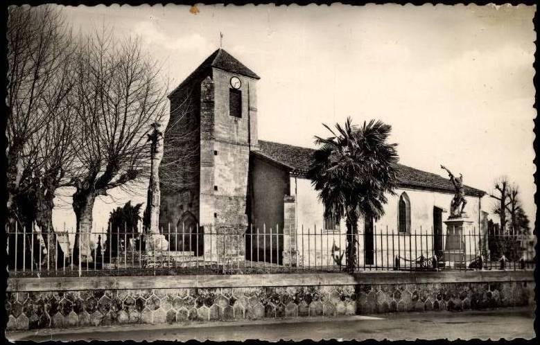 Carte postale ancienne Saint-Sulpice-et-Cameyrac eglise St Roch 1
