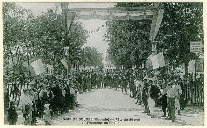 Carte postale ancienne Souge - Fête du 26 mai