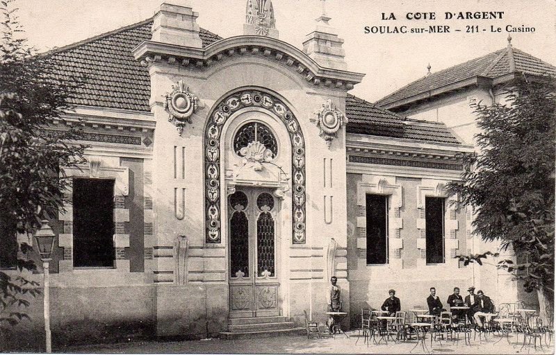 Carte postale ancienne Soulac-sur-Mer - Casino 2