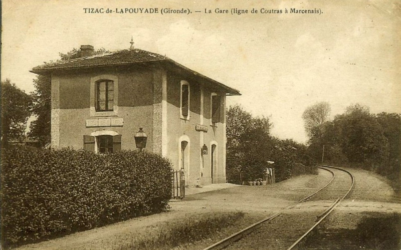 Carte postale ancienne Tizac-de-Lapouyade - Gare 1