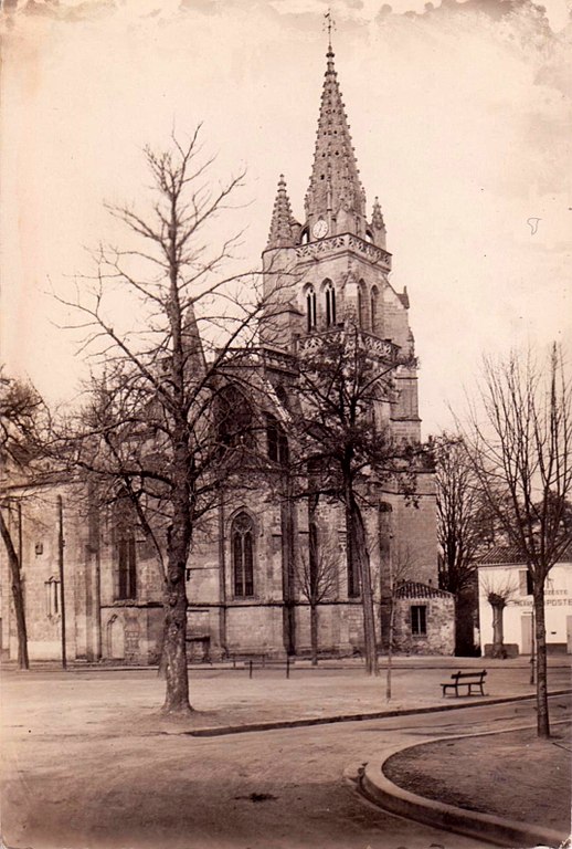Carte postale ancienne Uzeste - cathédrale 4