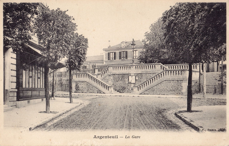 Carte postale ancienne Bf - Argenteuil - La Gare
