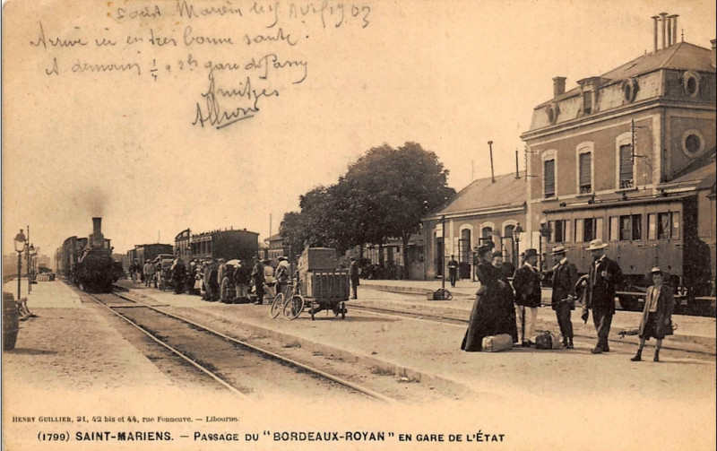 Carte postale ancienne Saint-Mariens-Yzan - Gare quais 3