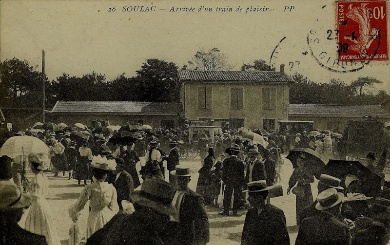 Carte postale ancienne Soulac - Gare 1908