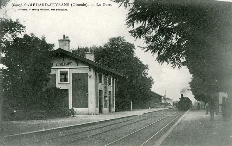 Carte postale ancienne Saint-Médard-d'Eyrans - Gare 1a