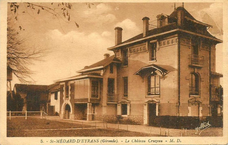 Carte postale ancienne Saint-Médard-d'Eyrans- - Château Cruzeau