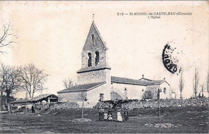 Carte postale ancienne Saint-Michel-de-Castelnau - église 2
