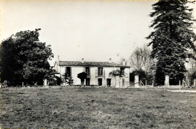 Carte postale ancienne Saint-Morilon domaine de Bethanie 1