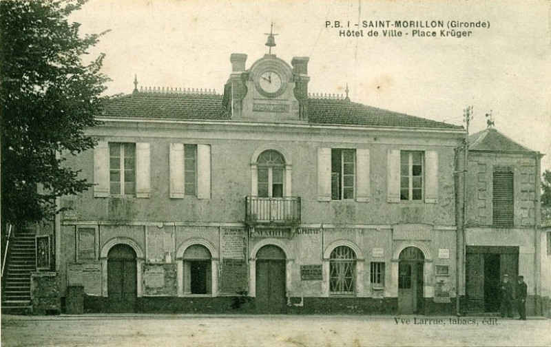 Carte postale ancienne Saint-Morilon Mairie 2