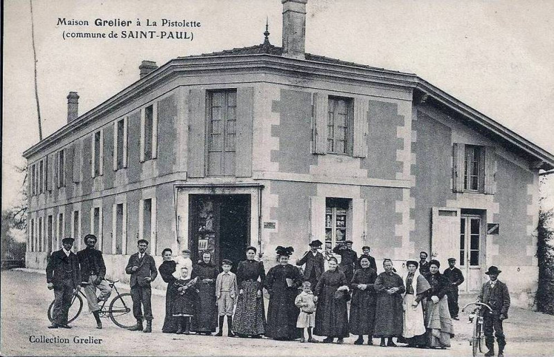 Carte postale ancienne Saint-Paul - Maison Grelier 1