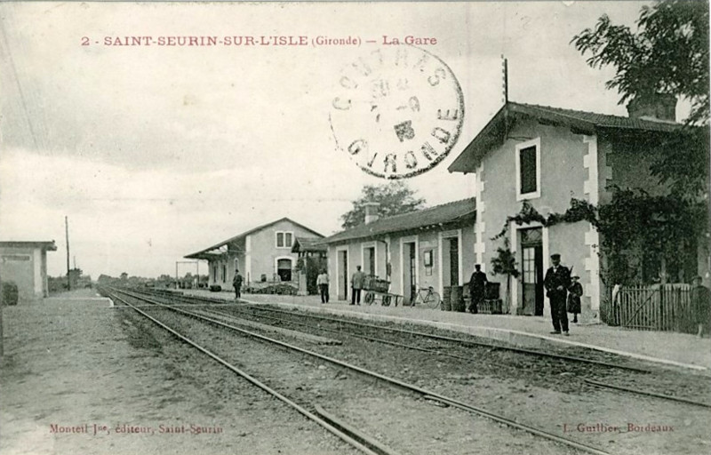 Carte postale ancienne Saint-Seurin-sur-l'Isle - Gare 3
