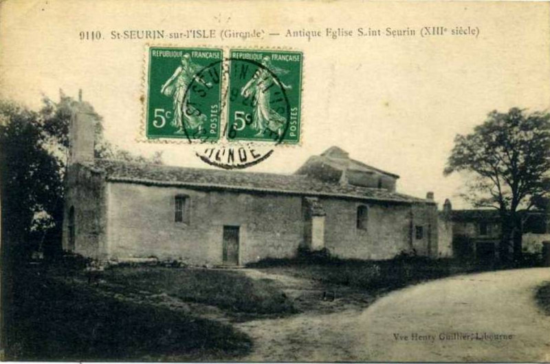 Carte postale ancienne Saint-Seurin-sur-l'Isle - église 1
