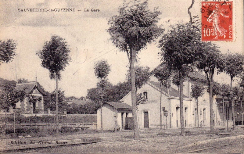 Carte postale ancienne Sauveterre-de-Guyenne - Gare