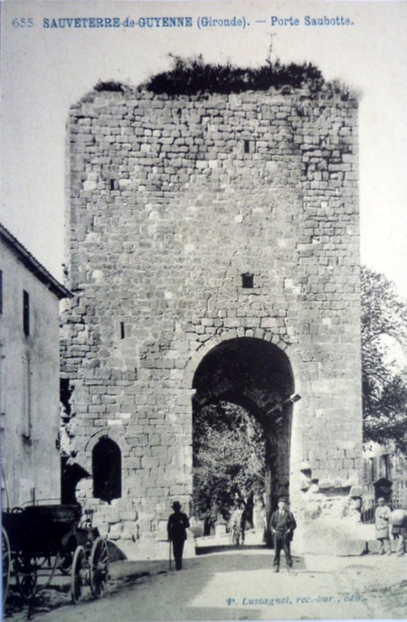 Carte postale ancienne Sauveterre-de-Guyenne - Porte Saubotte 2a