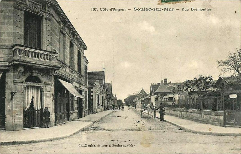 Carte postale ancienne Soulac-sur-Mer - rue Brémontier 4