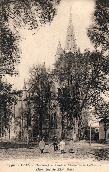 Carte postale ancienne Uzeste - cathédrale