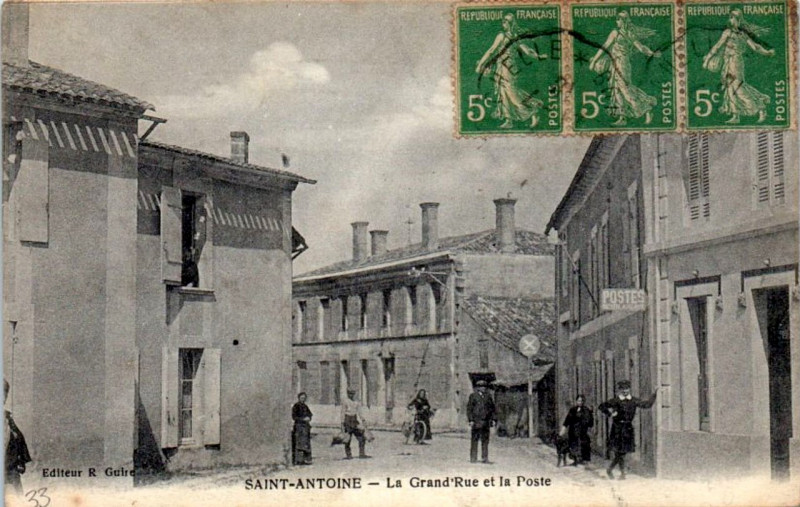 Carte postale ancienne Saint-Antoine - Grande rue