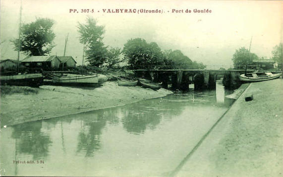 Carte postale ancienne Valeyrac - le port 2