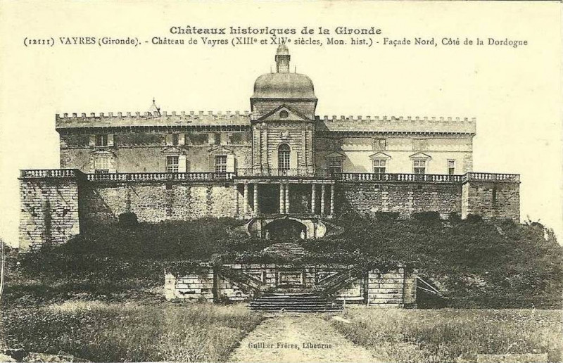 Carte postale ancienne Vayres le château de Vayres 7