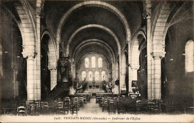 Carte postale ancienne Vendays-Montalivet - église de Vendays 2