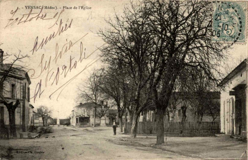 Carte postale ancienne Vensac - Place de l'église
