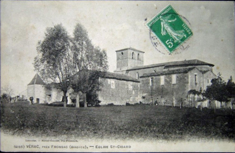 Carte postale ancienne Vérac - église St Cibard