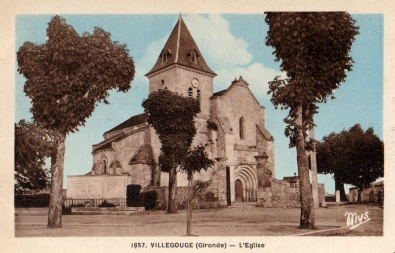 Carte postale ancienne Villegouge - église 3