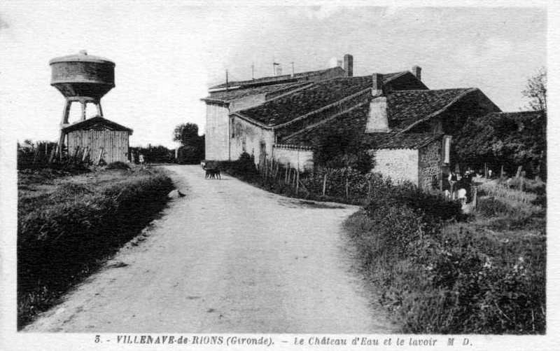 Carte postale ancienne Villenave-de-Rions - bourg 1