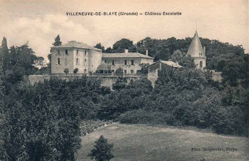 Carte postale ancienne Villeneuve - château Escalette 1