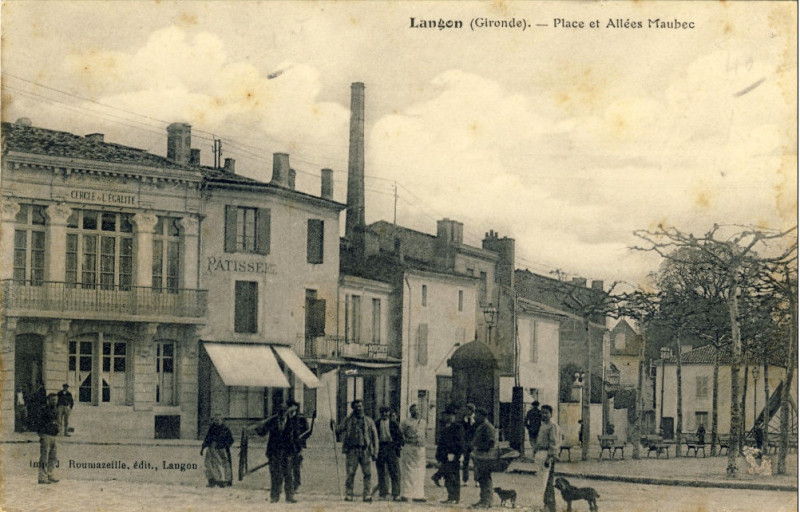 Carte postale ancienne Langon - allées Maubec 7