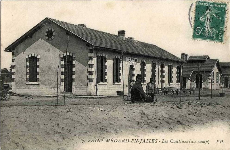 Carte postale ancienne Camp de Saint-Médard - Cantine 1
