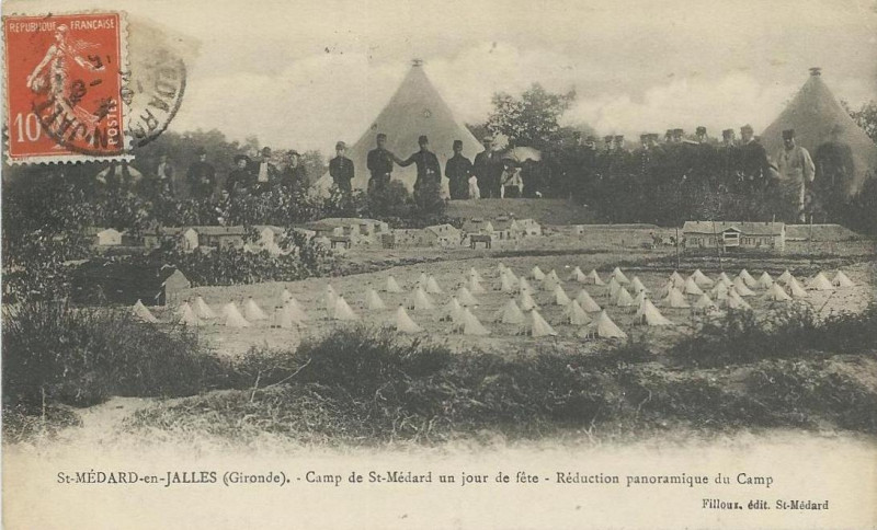 Carte postale ancienne Camp de Saint-Médard - jour de fête