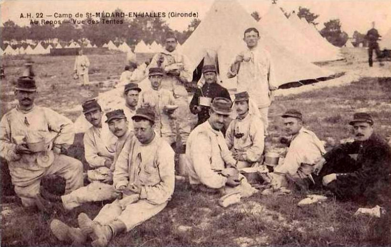 Carte postale ancienne Camp de Saint-Médard - Tentes 13