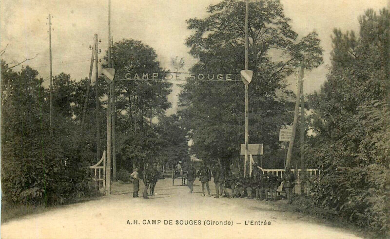 Carte postale ancienne Camp de Souge - Entrée 7