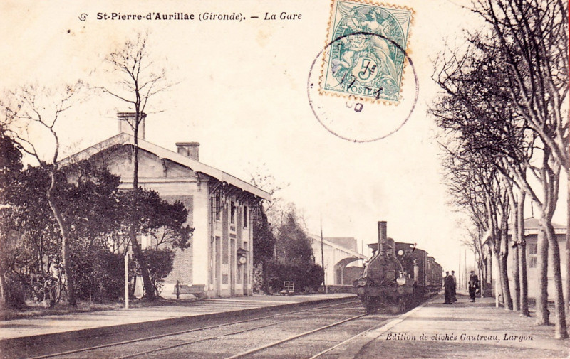 Carte postale ancienne Saint-Pierre-d'Aurillac - Gare 1d