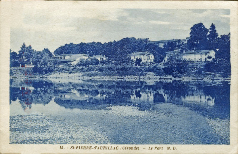 Carte postale ancienne Saint-Pierre-d'Aurillac - Bords de la Garonne 15