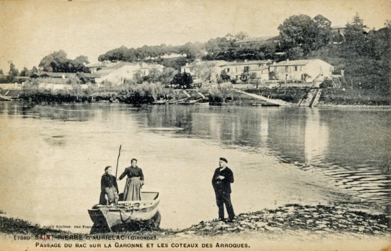 Carte postale ancienne Saint-Pierre-d'Aurillac - Bords de la Garonne 13