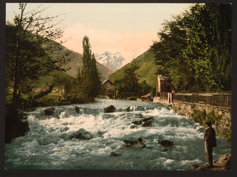 Carte postale ancienne The Pique Waterfall, Luchon, Pyrenees, France-LCCN2001698653