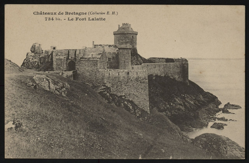Carte postale ancienne Le Fort Lalatte à Plévenon